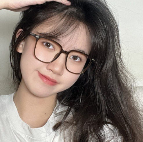 Square nail flat lens net red ins decorative large frame glasses Korean cold tea plain glasses frame can be used for myopia wholesale