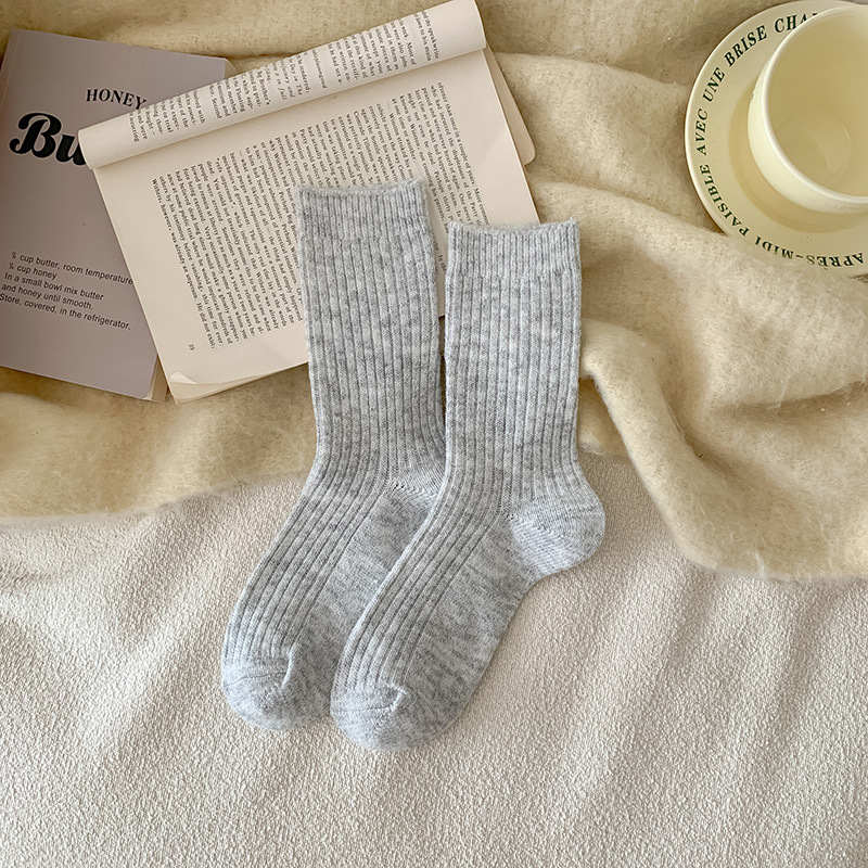 羊毛袜子女秋冬月子袜加厚保暖居家地板冬天日系简约羊绒堆堆长袜