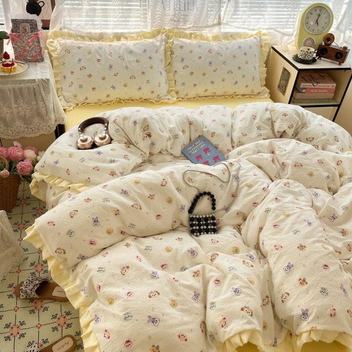 Category a Maternal and Infant Grade New Double-Layer Yarn Printed Washed Cotton Edge Four-Piece Set Three-Piece Set Student One Piece Wholesale