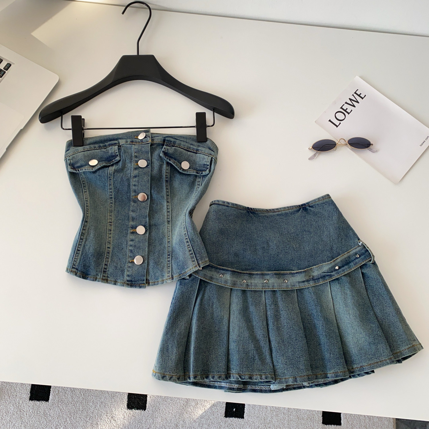 Vintage Denim Strapless Vest and Pleated Skirt Set Slim Fit Youthful Style Summer Wear Wholesale Available
