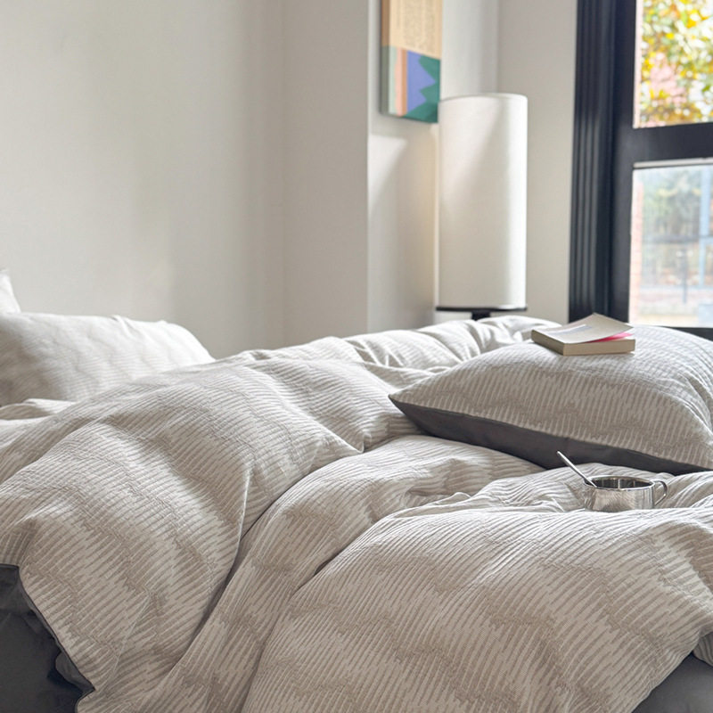 Three-Layer Yarn 100 Cotton Jacquard Bed Four-Piece Set Pure Cotton Quilt Cover Bed Bed Sheets Three-Piece Set Fitted Bed Sheets Accessible Luxury Bedding 4