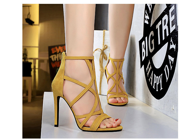 Sandal cao gót nữ gót mảnh 11cm mũi nhọn khoét lỗ phối quai thanh mảnh phong cách quyến rũ — Màu đen, Màu đỏ, Màu Kaki, Màu nude