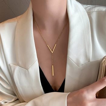 European and American Popular Long Women's Necklace Elegant Woolen Chain V-shaped Long Pendant Titanium Steel Necklace Women