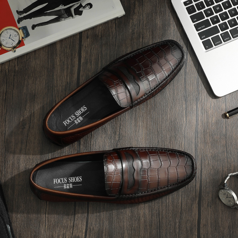 Summer 2022New Men Leisure Leather shoes Head Layer Cowhide Business Cover Foot Genuine leather Peas Shoe Shoe Manual  夏季2022新款男士休闲皮鞋头层牛皮商务套脚真皮豆豆鞋乐福鞋手工 Summer 2022New Men Leisure Leather shoes Head Layer Cowhide Business Cover Foot Genuine leather Peas Shoe Shoe Manual 