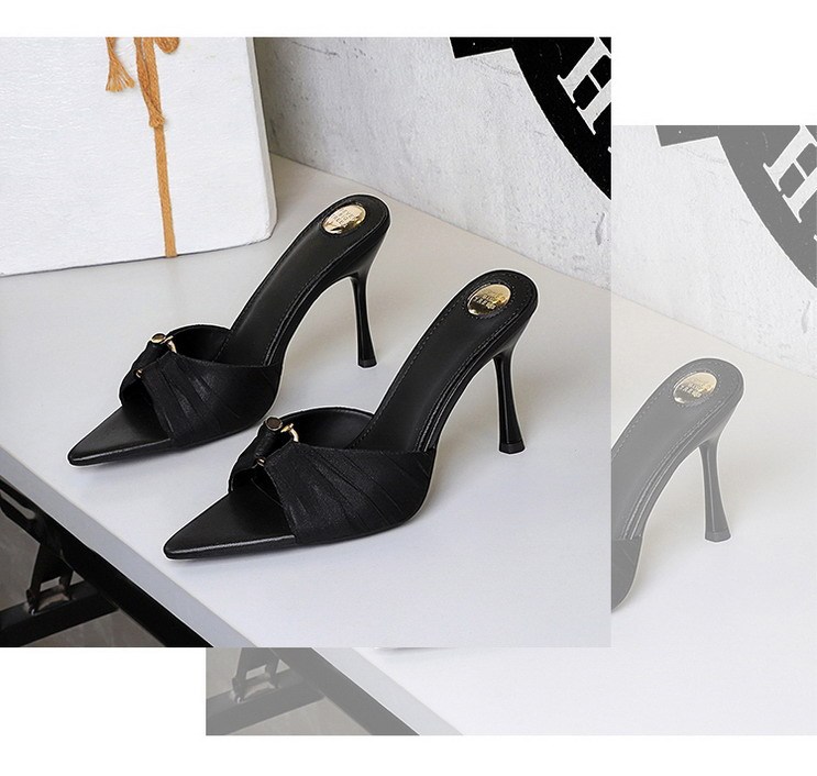 Sandal cao gót nữ mũi nhọn quai ngang chất liệu ren phối nhún, gót nhọn thanh mảnh — Họa tiết da báo, Màu be, màu đen