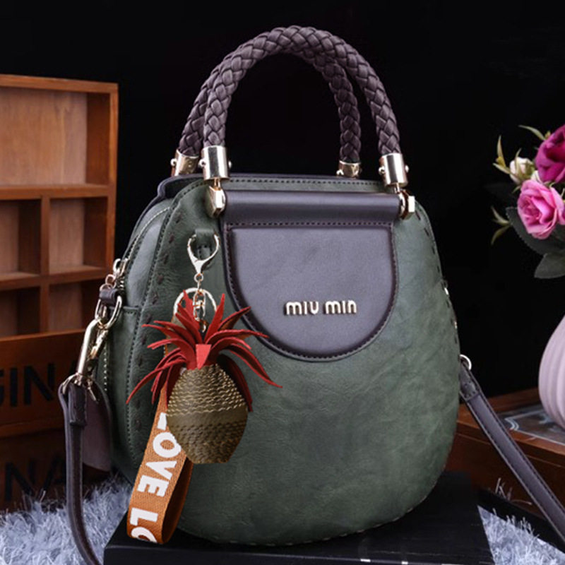 Xanh lục đậm cỡ lớn