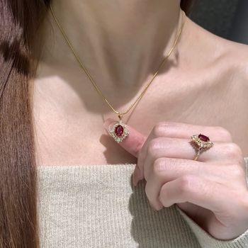 French Retro Full Diamond Ruby ​​Necklace Light Luxury High-End Niche Noble Unique Cool Ring for Women