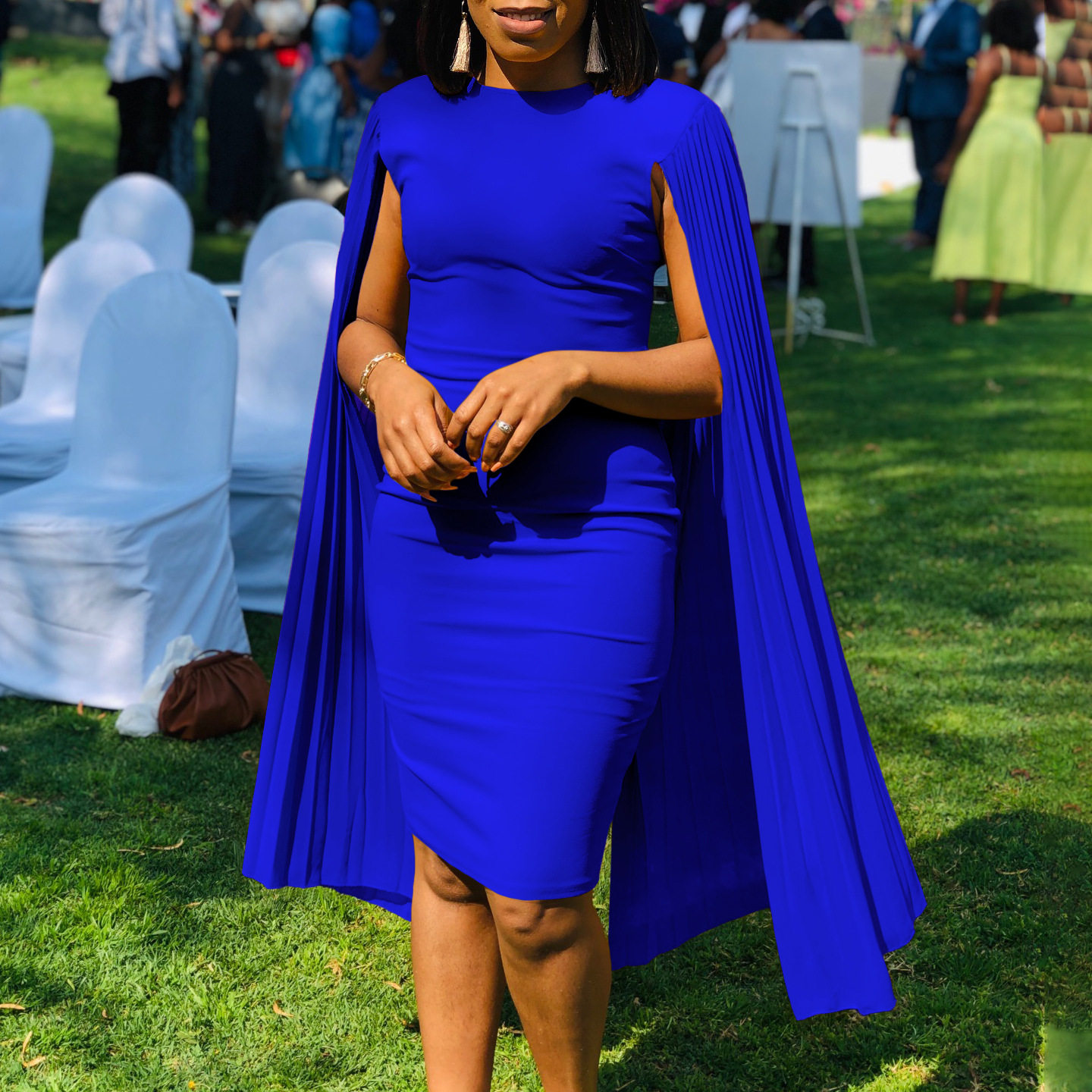 Elegant Womens Evening Dress Solid Color Round Neck Pleated Cape Perfect for Parties and Formal Events Wholesale