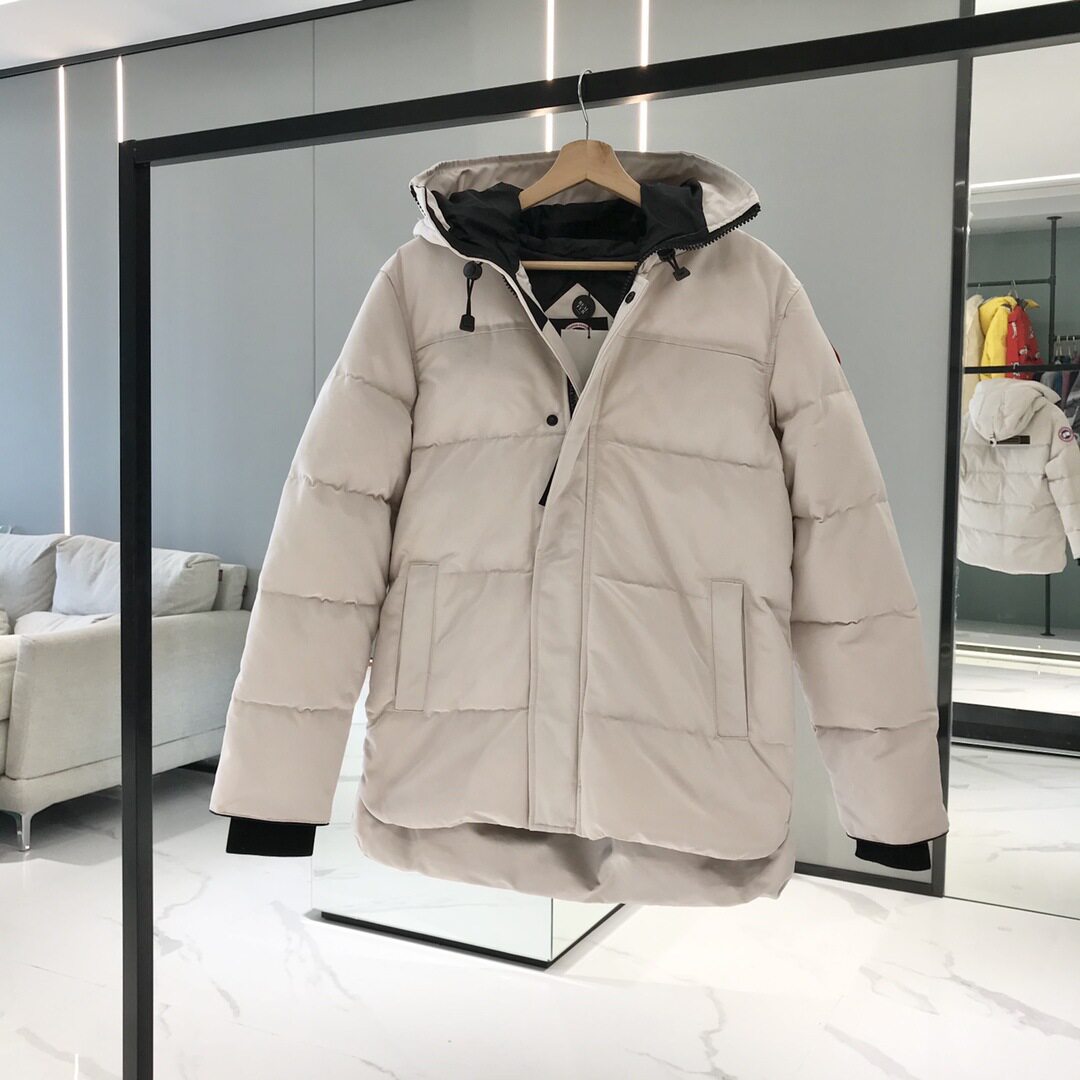 跨境专供Macmillan大鹅17款羽绒服高版男女款夹克情侣款冬季加厚