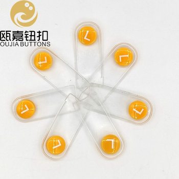 In stock wholesale clothing round size grain size standard code according to button size buckle plastic two-joint buckle accessories