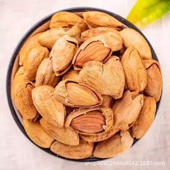 Wholesale New Year Nuts Almond New Arrival Thin Shell Nuts 1.0kg Pack Hand-Peeled Almonds Canned 500g