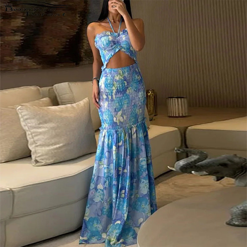 Summer Womens Dress Fashionable Sexy Halter Neck Printed Pleated Beach Vacation Style Wholesale Available