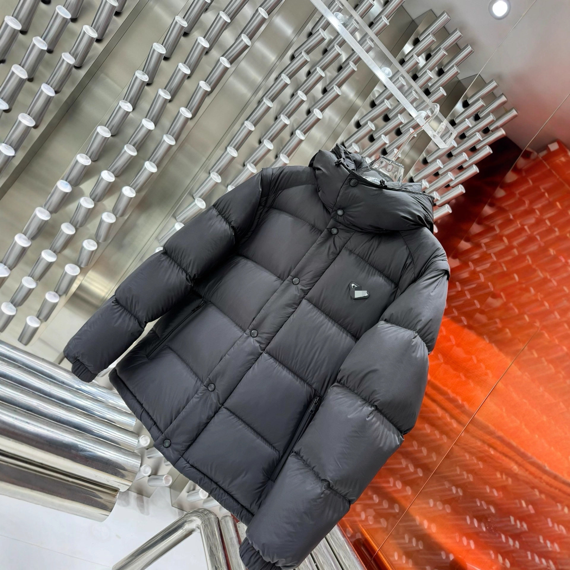 P Home Detachable Sleeve Two-Way down Jacket Unisex Hooded down Jacket High Version in Stock