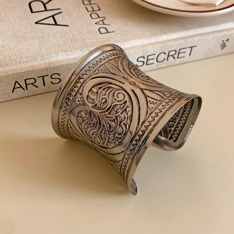 欧美跨境简约时尚手镯臂环小众冷淡风气质手环高级感百搭手饰批发