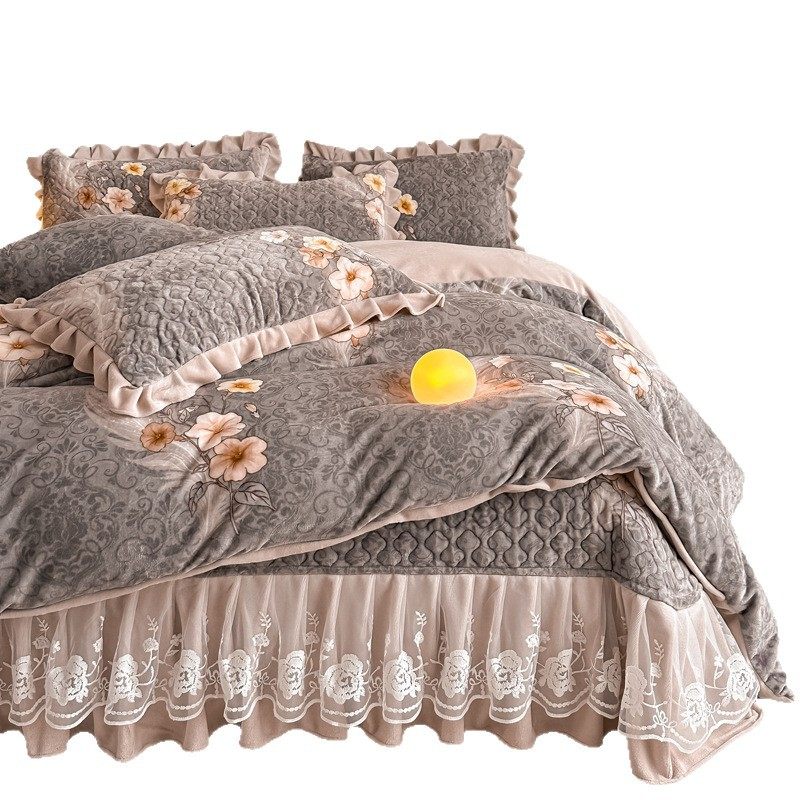 Cross-Border Foreign Trade Specializes in Winter Double-Layer Lace Milk Velvet Printed Bed Cover Four-Piece Set Bed Cover Single-Piece Three-Piece Set