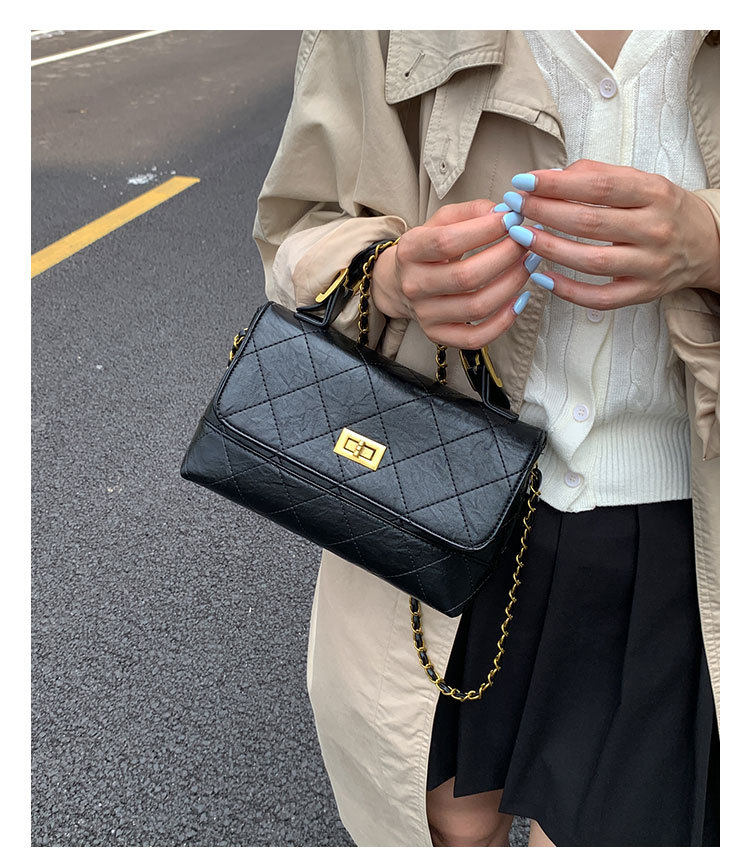 O1CN015AX88k2IRDMVH4Nj7 !!2207805539282 0 cib