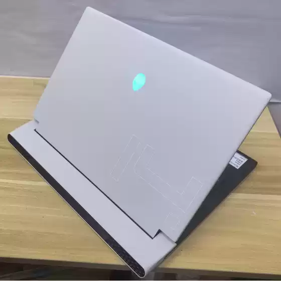 Alienware X14R1 Laptop I7-12700Hrtx 306014inch Narrow Bezel Ultra-Thin Gaming Laptop White