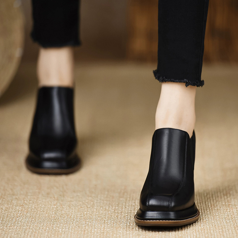 Giày cao gót nữ mũi vuông gót thô đế xuồng phong cách cổ điển — Màu đen, Màu nâu