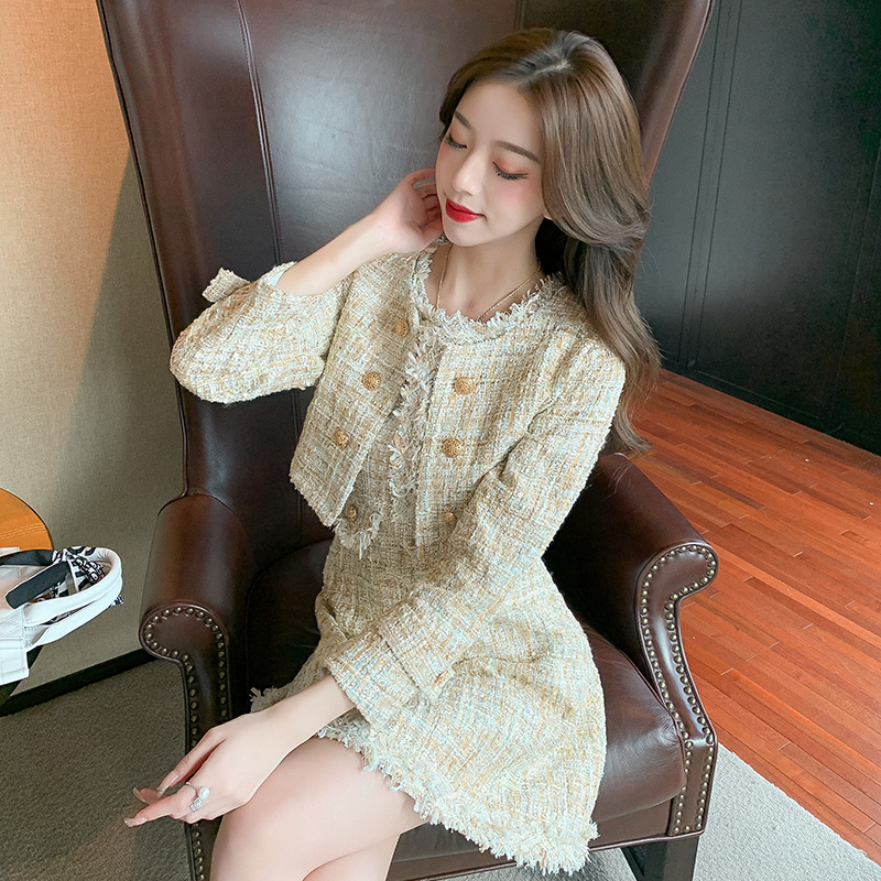 (Mới) Mã A7295 Giá 1220K: Áo Khoác Nữ Zhout Dáng Ôm Body Gợi Cảm Sexy Cả Bộ 2 Món Hàng Mùa Xuân Thu Đông Thời Trang Nữ Chất Liệu G04 Sản Phẩm Mới, (Miễn Phí Vận Chuyển Toàn Quốc).
