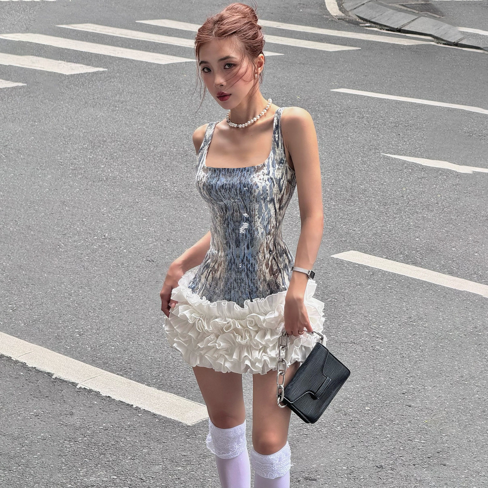 Sequin Graffiti Cake Dress Sexy U Neck Flared Silhouette Autumn Fashion Wholesale Womens Apparel