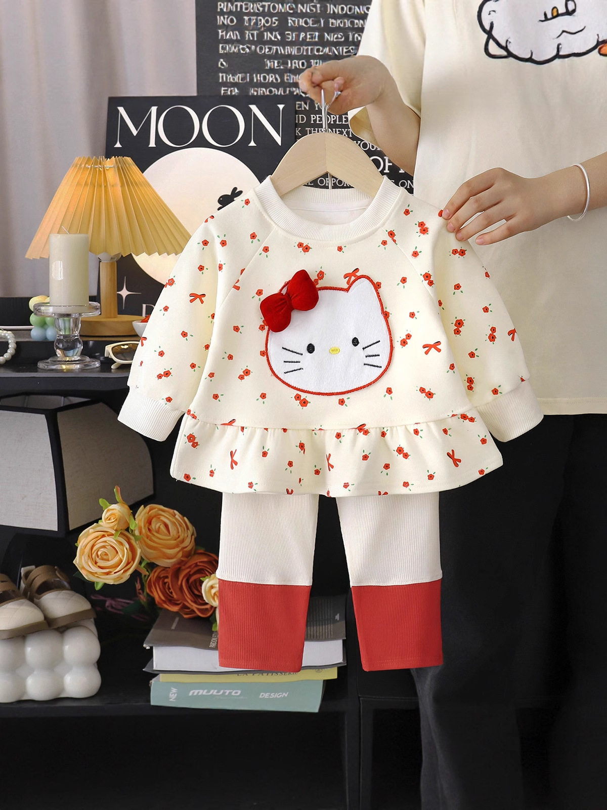 Girls' New Autumn Korean Style Set, Cartoon Hello Kitty Floral Hem Hoodie & Color-Block Leggings, Sweet Outfit