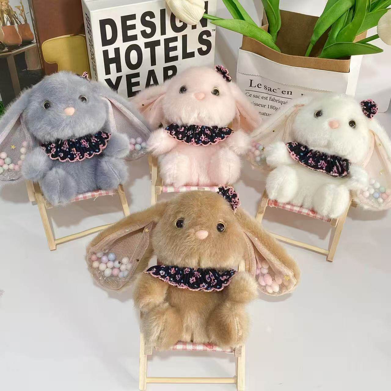 ショール付きポンポンうさぎ