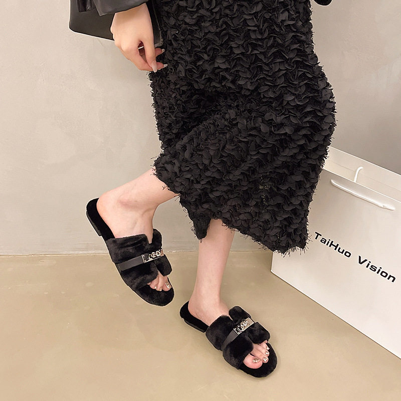 Korean Style Autumn and Winter Mao Mao Slippers Women's Outer Wear 2024 New Style One-Word Shops Plush