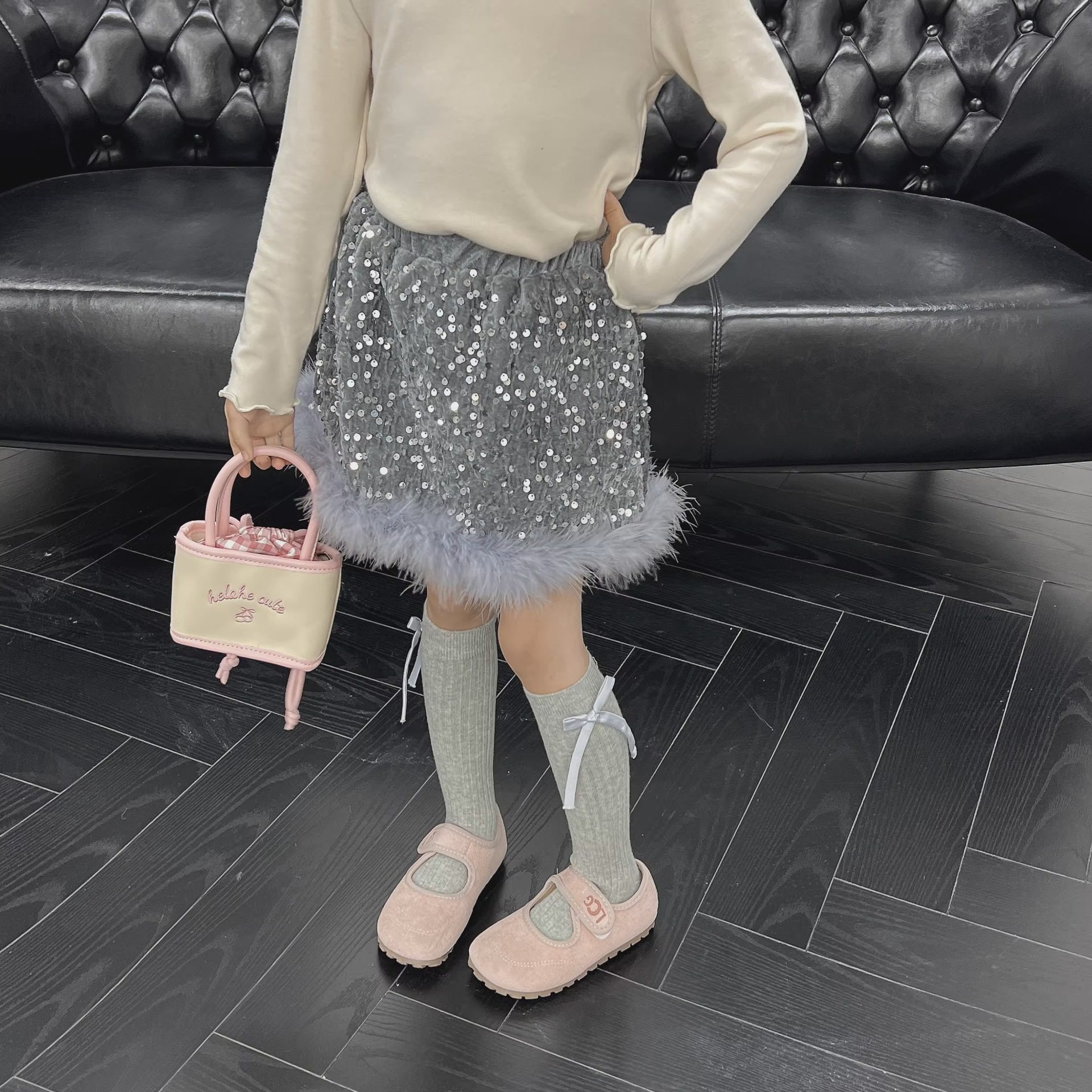 童装冬款女童亮片拜年半身裙甜美百搭蓬蓬短裙红色加绒女裙子,淘宝优惠券,粉丝福利购,淘宝优惠卷