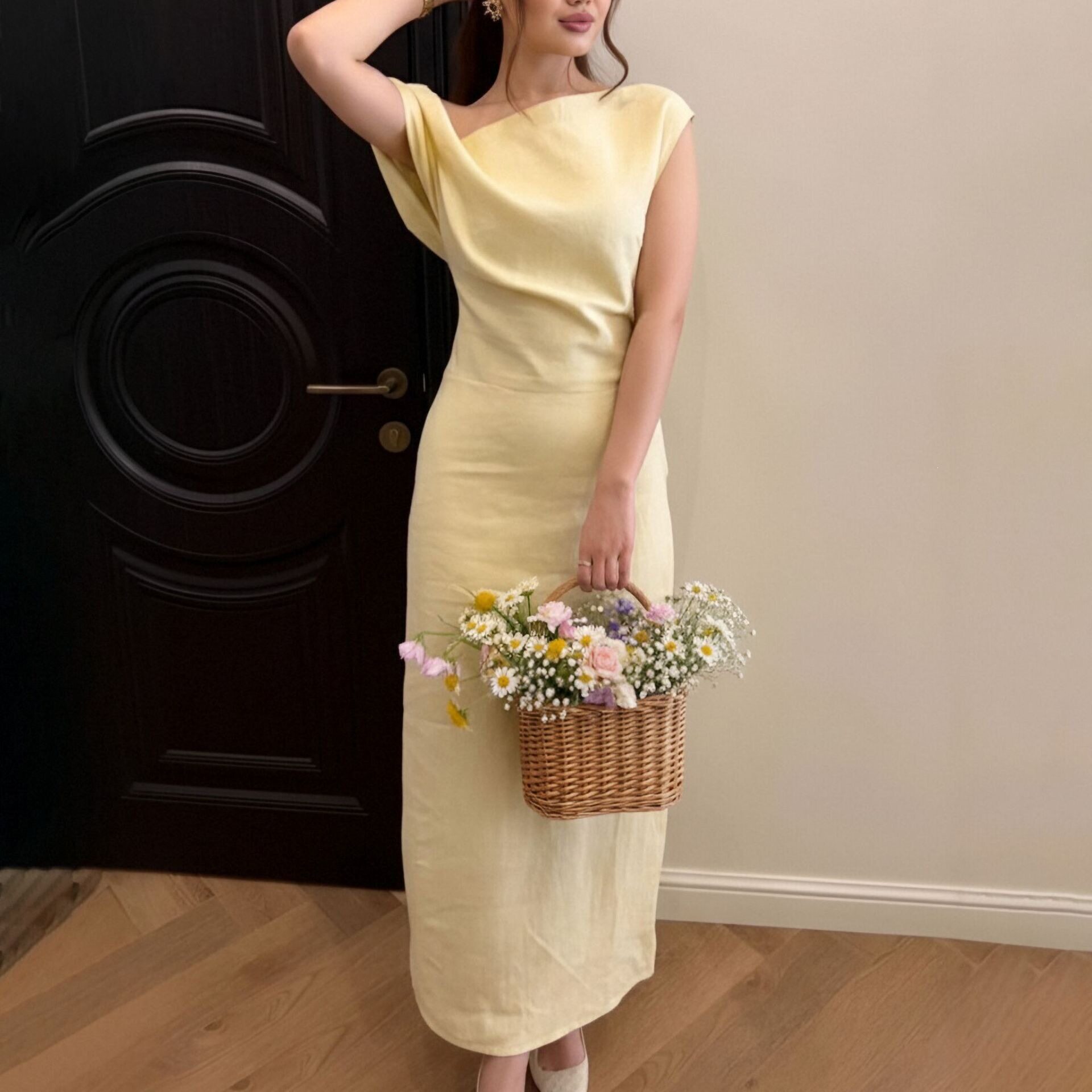 Summer Womens Dress Elegant Solid Color French Maxi Dress Lightweight Luxury Style for Casual Occasions Wholesale