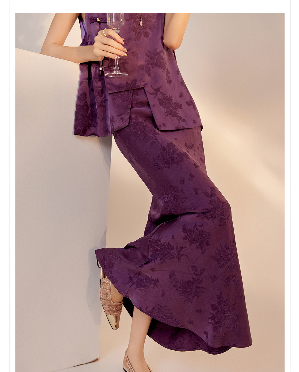 Set áo gilê và chân váy in hoa tím chất liệu sợi viscose — Áo gilê, Váy nửa