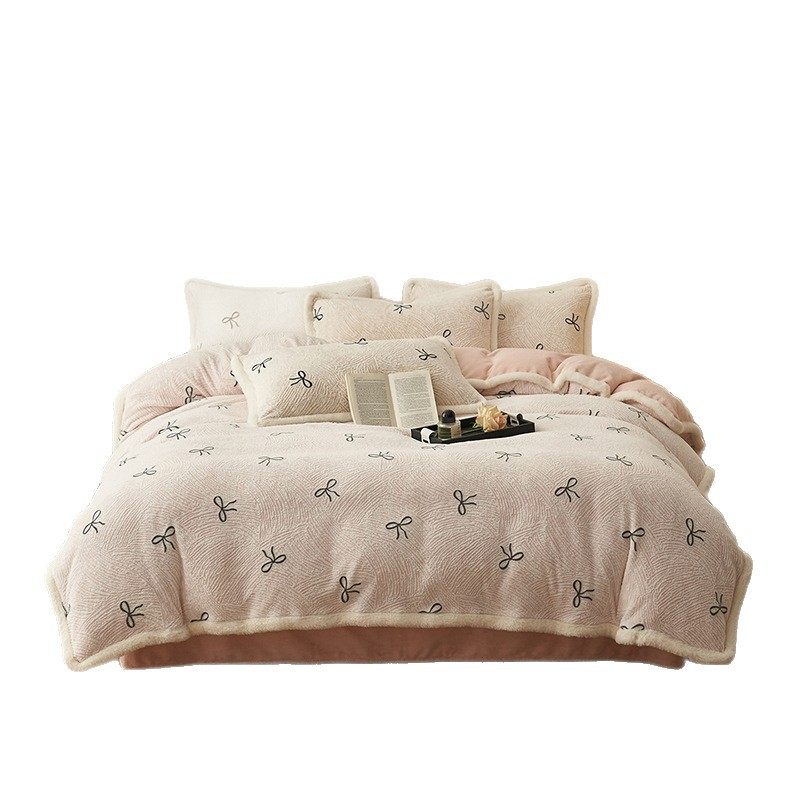 Thickened and Fleece-Lined! Gentle, High-Weight, Three-Dimensional Embroidered Milk Velvet Four-Piece Set, Winter Coral Fleece Duvet Cover Bedding
