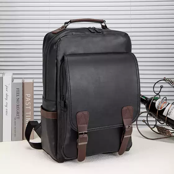 New Crazy Horse leather European and American hot selling retro men's backpack USB large capacity Men's computer backpack outdoor travel