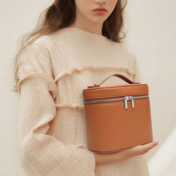 Popular Dopamine Color Simple Solid Color High-End Portable Cosmetic Bag Travel Portable Storage High-Value Cross-Border