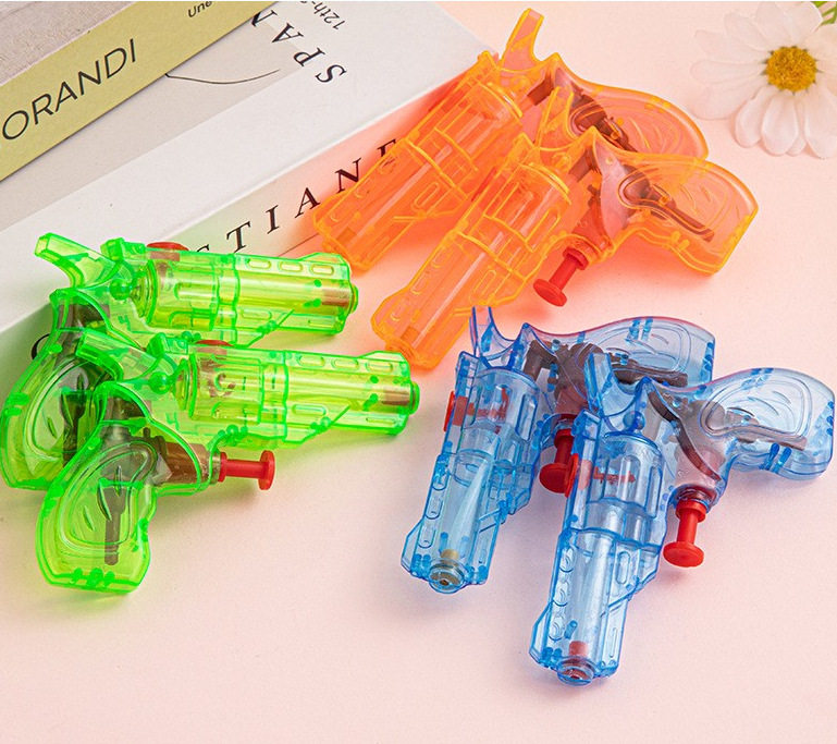 夏季儿童水枪跑男沙滩户外戏水大容量抽拉式迷你喷水枪打水仗玩具