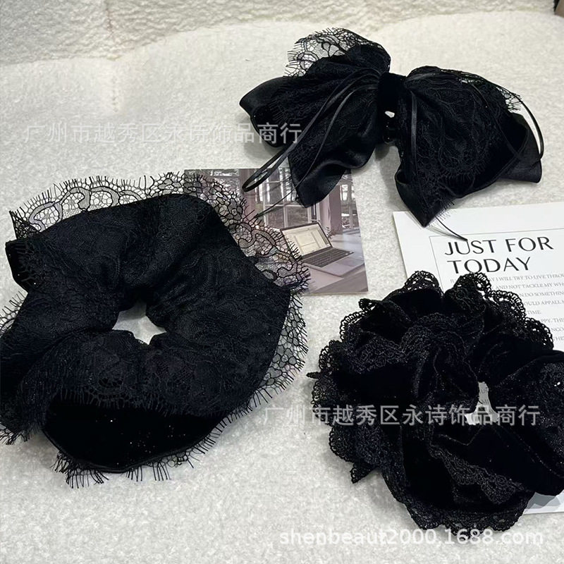 Hepburn Velvet Hair Band Autumn and Winter New Headwear Four-Layer Lock Edge Cloth Circle Ball Head Flower Plate Hair Accessories Factory Ready Stock