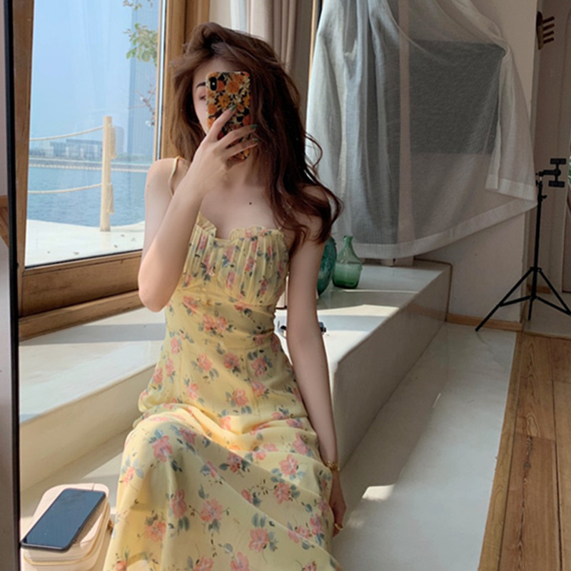 French Sling Skirt 2021Years Spring New Fashion Temperament Women Floral Skirt Fashionable Slim In Skirt  法式吊带裙2021年春季新款时尚气质女装碎花连衣裙时髦修身中长裙 French Sling Skirt 2021Years Spring New Fashion Temperament Women Floral Skirt Fashionable Slim In Skirt 