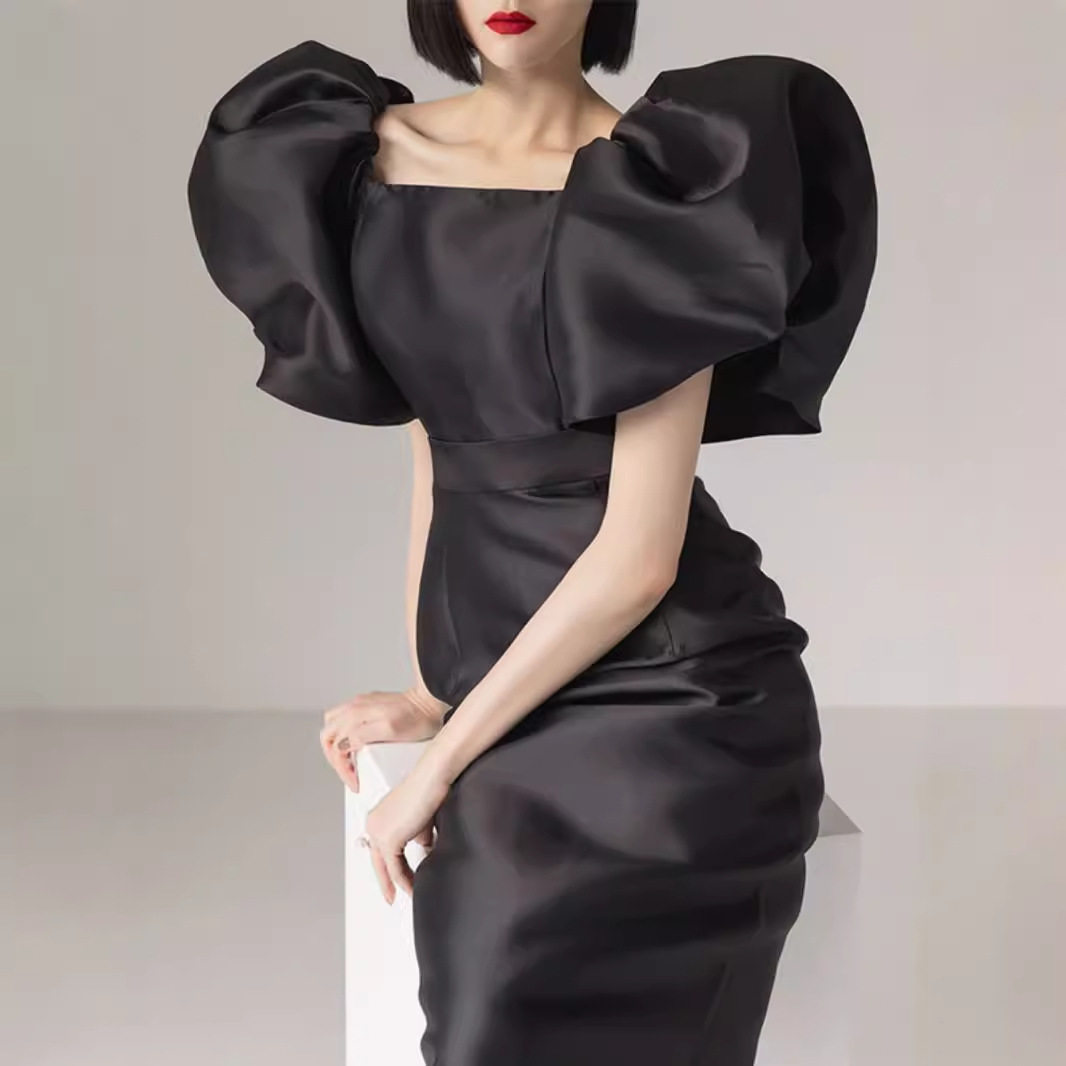 Đầm maxi nữ thắt eo tay phồng cổ tròn — Hồng
