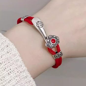 Retro Ethnic Style Auspicious Red Rope Bracelet for Men and Women, Couple Bracelets, Handmade Fashionable and Versatile Anklets