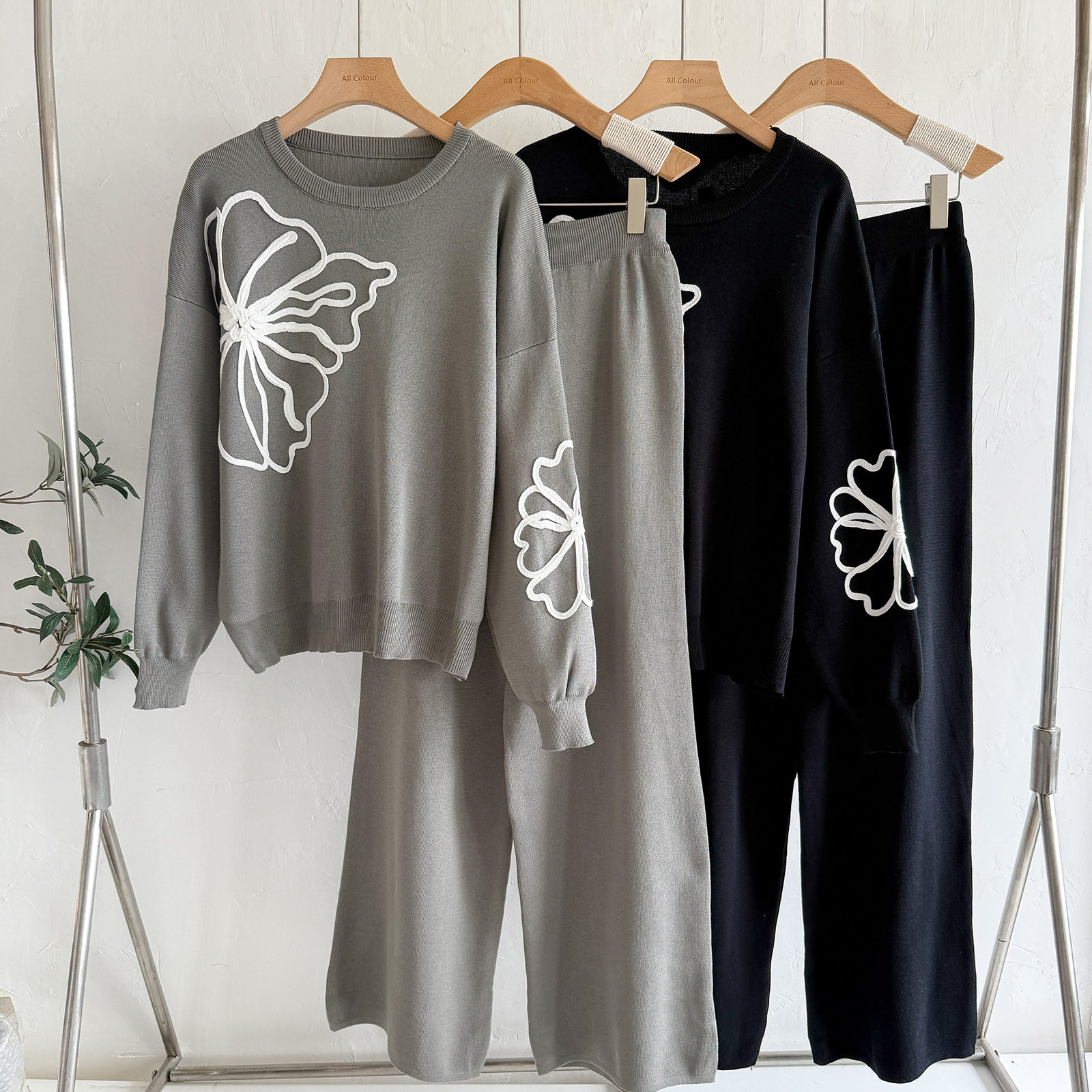 Cross-Border European and American Export Elegant Knitted Suit Round Neck Embroidered Sweater + Loose Casual Wide-Leg Pants Two-Piece Set for Women