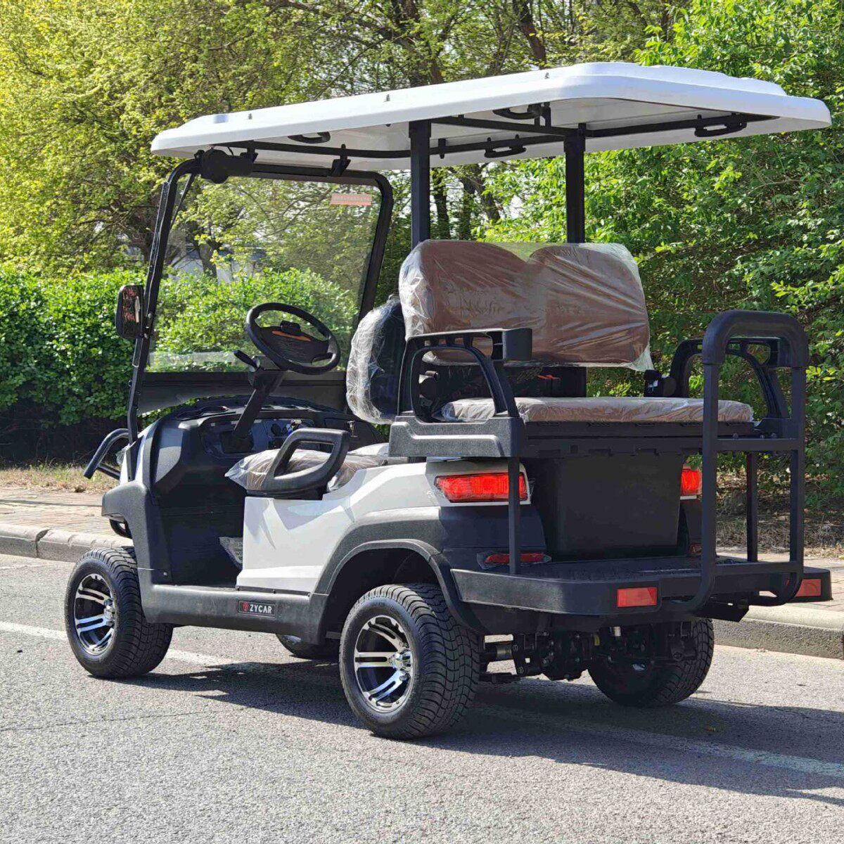 中菲宜达 电动高尔夫球车 2+2座 楼盘接待 景区观光 专用车辆