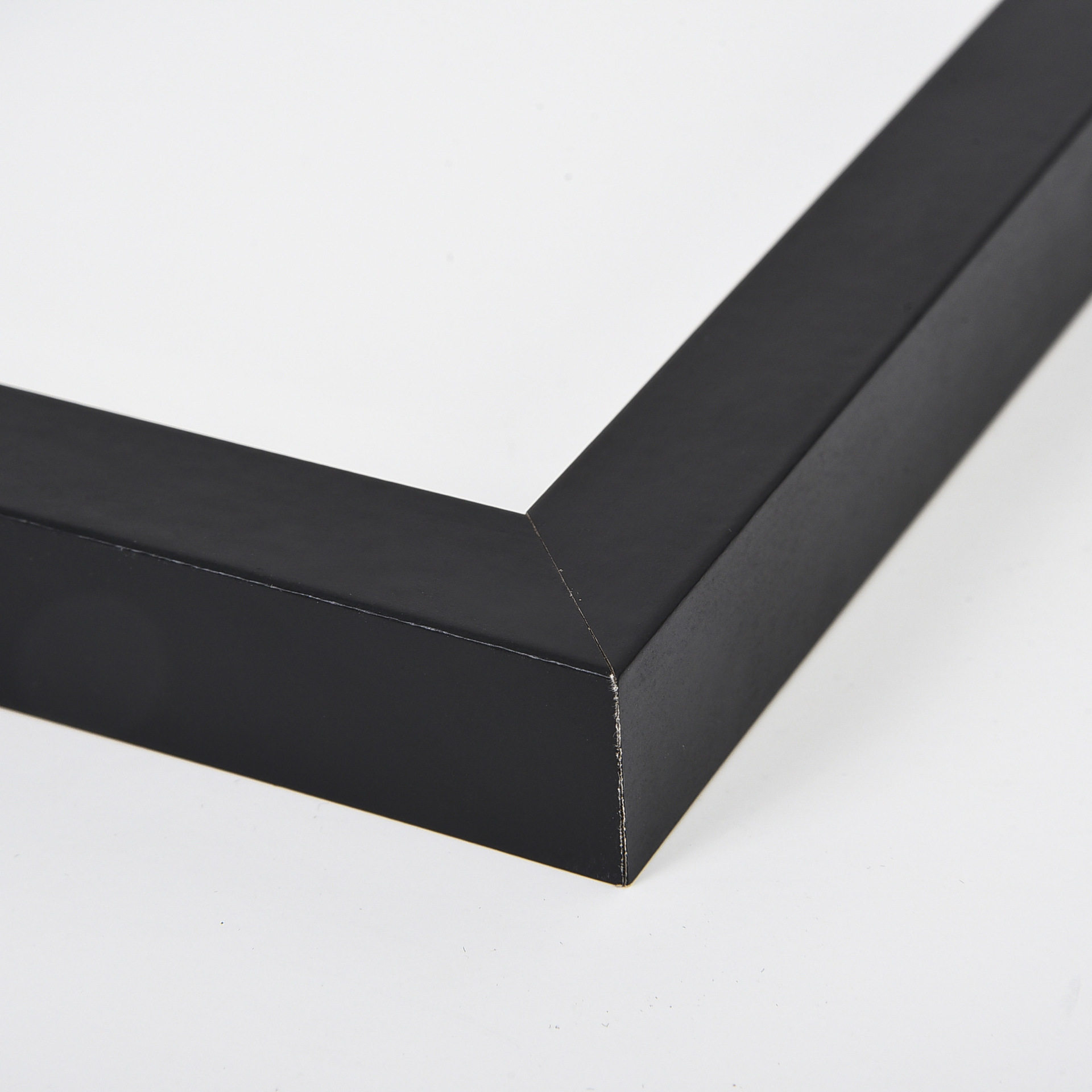 Factory solid wood photo frame three-dimensional texture hollow photo frame table wholesale advanced desktop ornaments wooden photo frame