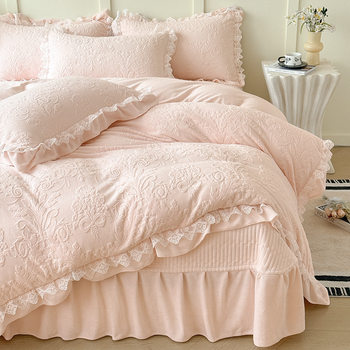 Korean Style Lace Carved Velvet Bed Cover Four-Piece Quilted Bedspread Milk Velvet Thickeneded Winter Crystal Velvet Flannel Bed Skirt