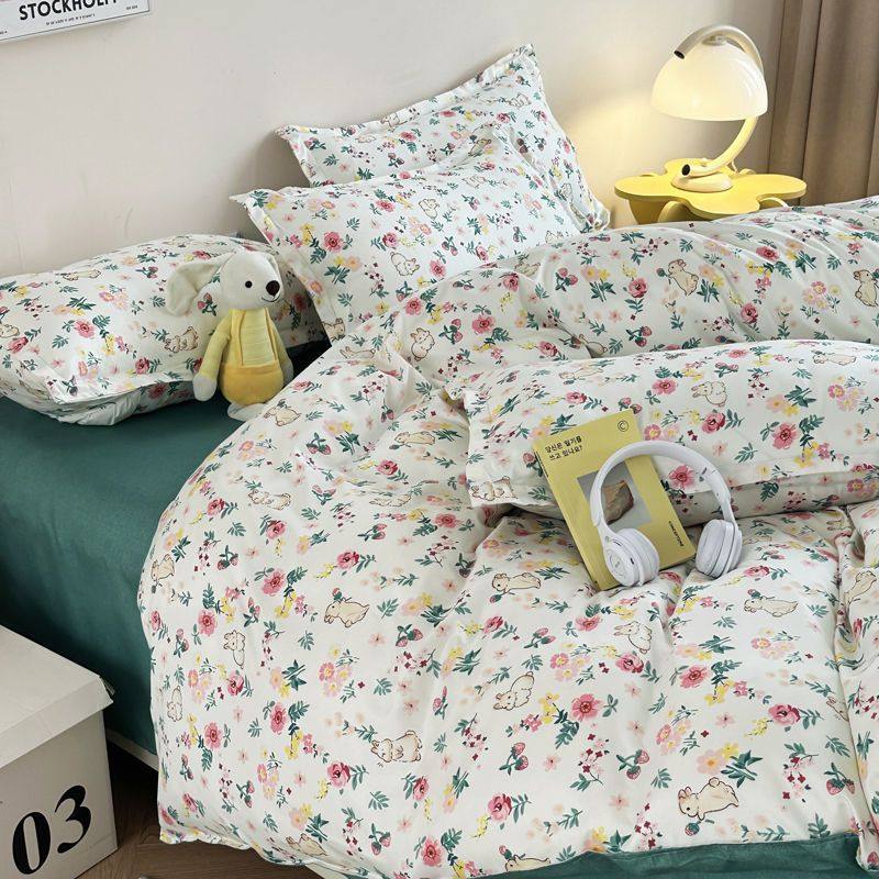 Four-Season Universal Small Floral Four-Piece Set Pure Washed Cotton Quilt Cover Student Dormitory Single and Double Three-Piece Bedding Set