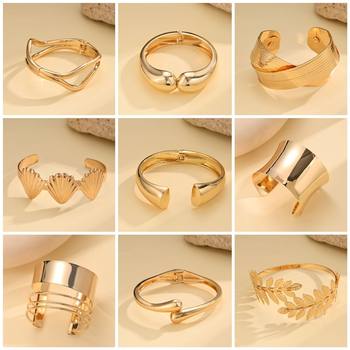 Manufacturer Wholesale Simple Fashion Bracelet Women's Metal Glossy High-End Personalized Bracelet Irregular Hand Jewelry