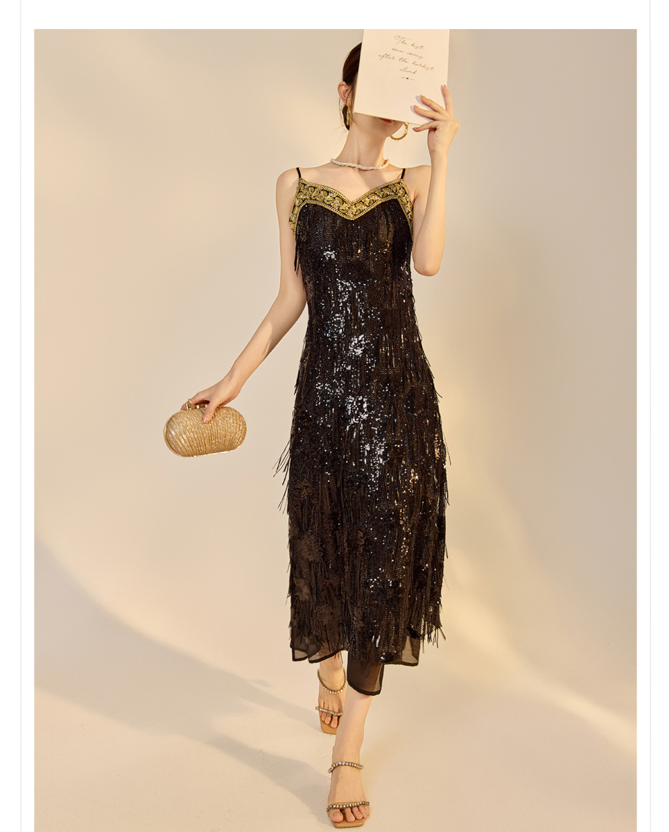Đầm dây hai quai dài thêu hoa đính cườm tua rua phối lưới — Đen đá obsidian, Hạt hạnh nhân