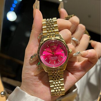 A generation of Western Queen Mother's same watch women's Saturn rose red gold watch fashion retro temperament quartz waterproof