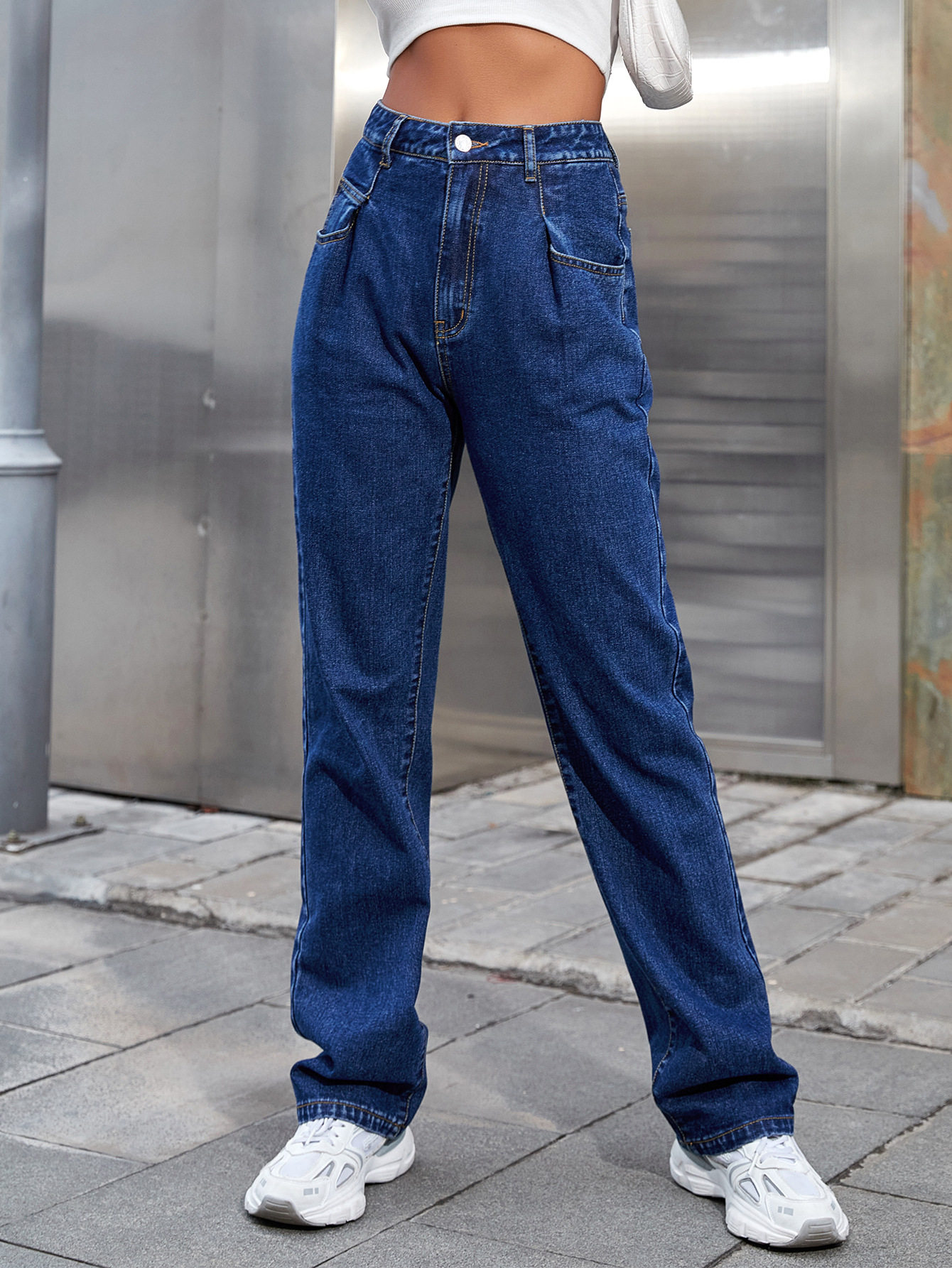 High Waisted Straight Leg Jeans Floor Length Slim Fit Comfortable Denim Casual Wear for Women Wholesale Available