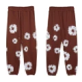 Dark brown trousers (white wreath)