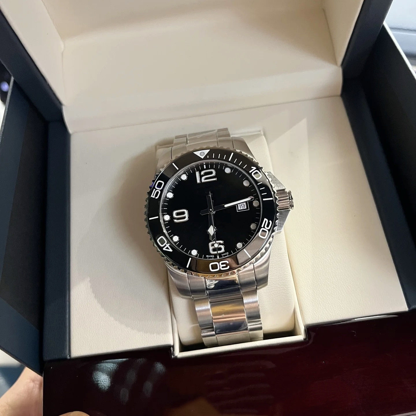 New Langjia Conka Business Solid Steel Band Three-Hand Quartz Movement Men's Calendar Watch Manufacturer Watch Wholesale
