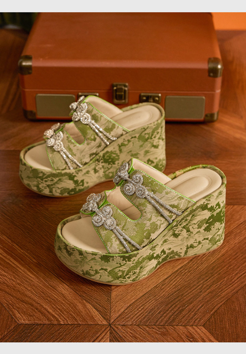 Sandal nữ quai chữ V đế TPU mềm mại, phong cách Trung Hoa thêu hoa — Len tinh khiết, Xanh lá, Đen chi tiết 16